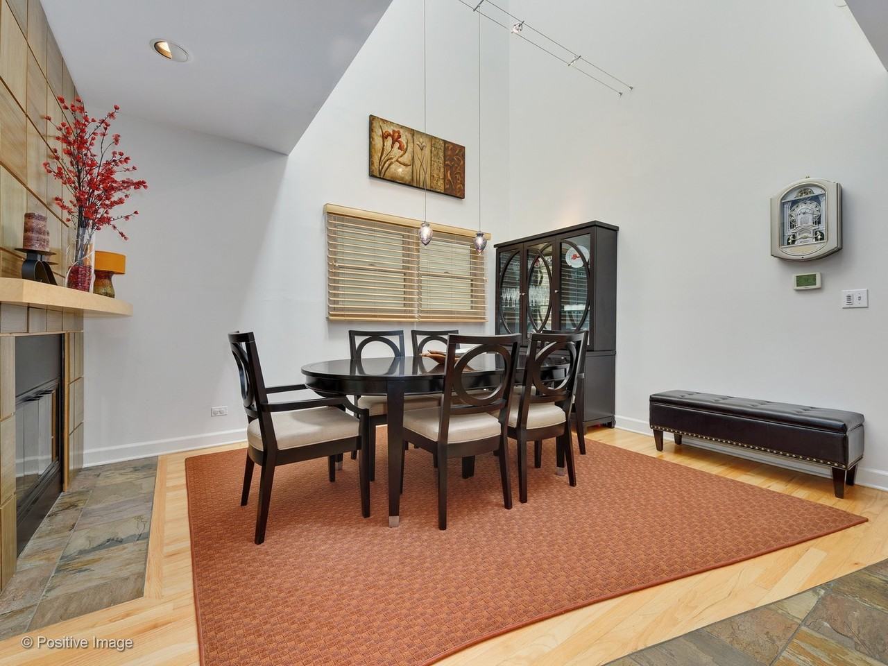 1213 W Roscoe St - Photo 7 of 28