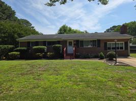 featured image of 428 Lynn Shores Dr