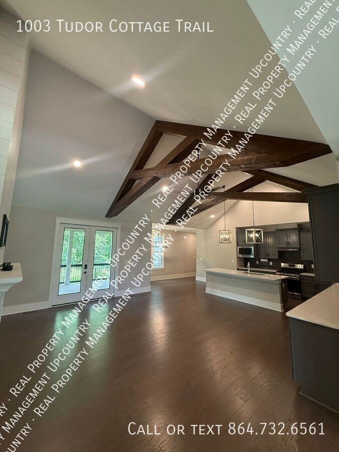 1003 Tudor Cottage Trl - Photo 6 of 37