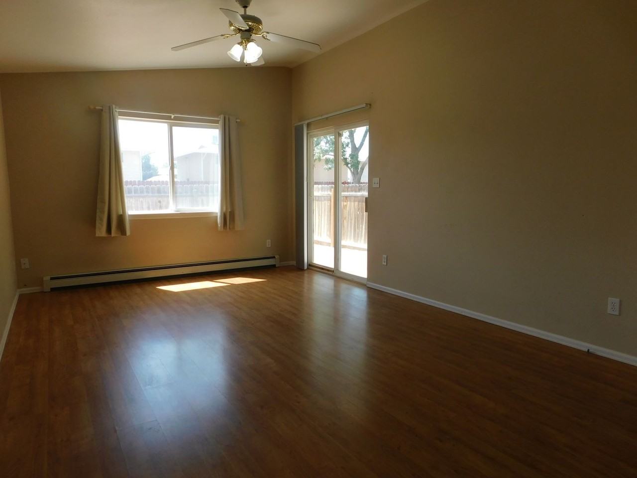 493 Green Acres St #A - Photo 5 of 16