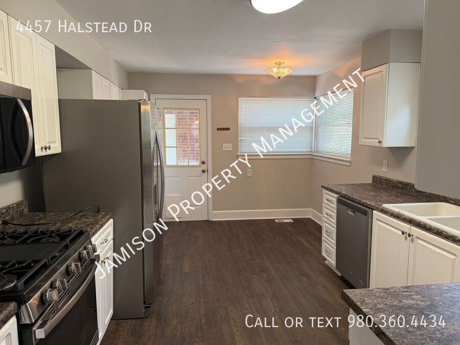 4457 Halstead Dr - Photo 6 of 20