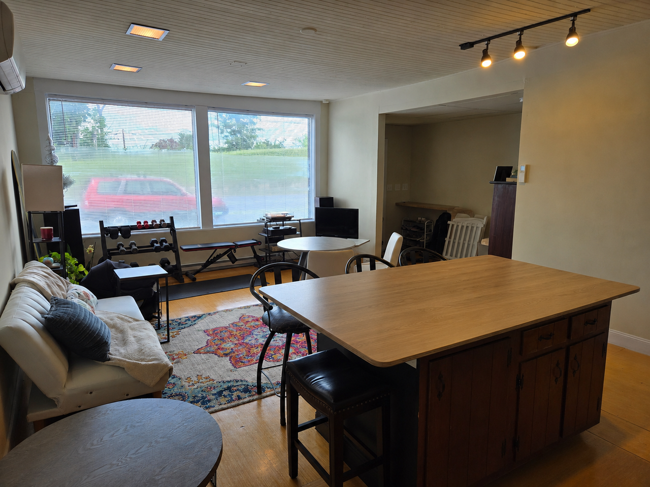 176 W Main St - Photo 2 of 11