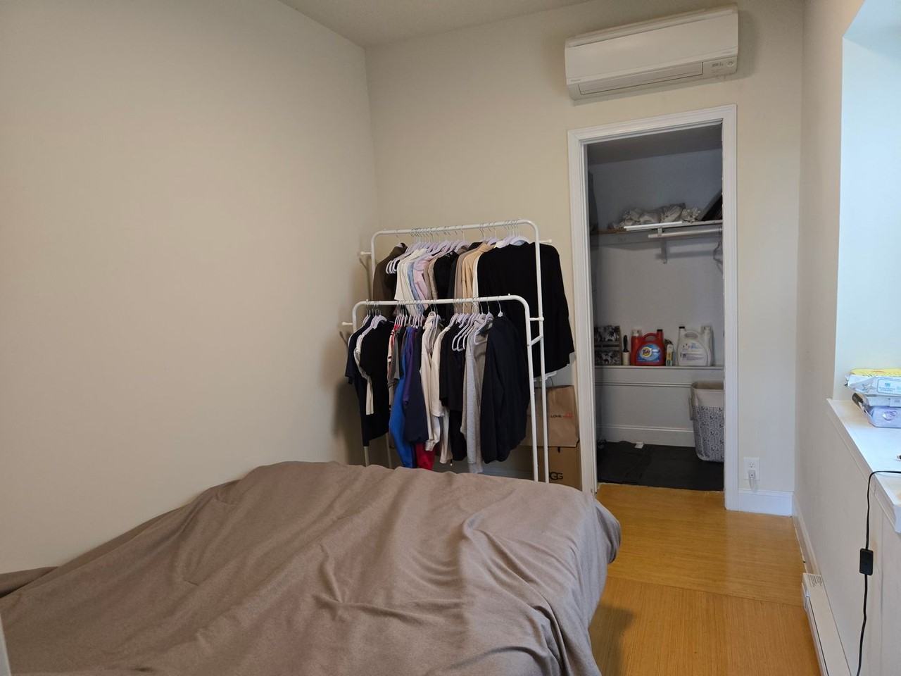 176 W Main St - Photo 6 of 11