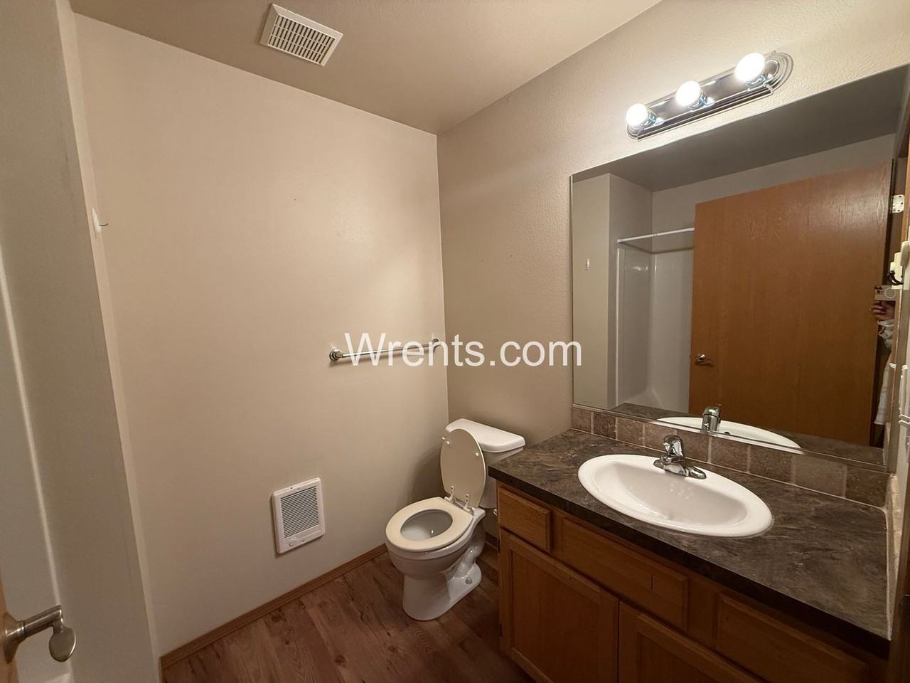 403 S Eastern Rd #101 - Photo 7 of 19