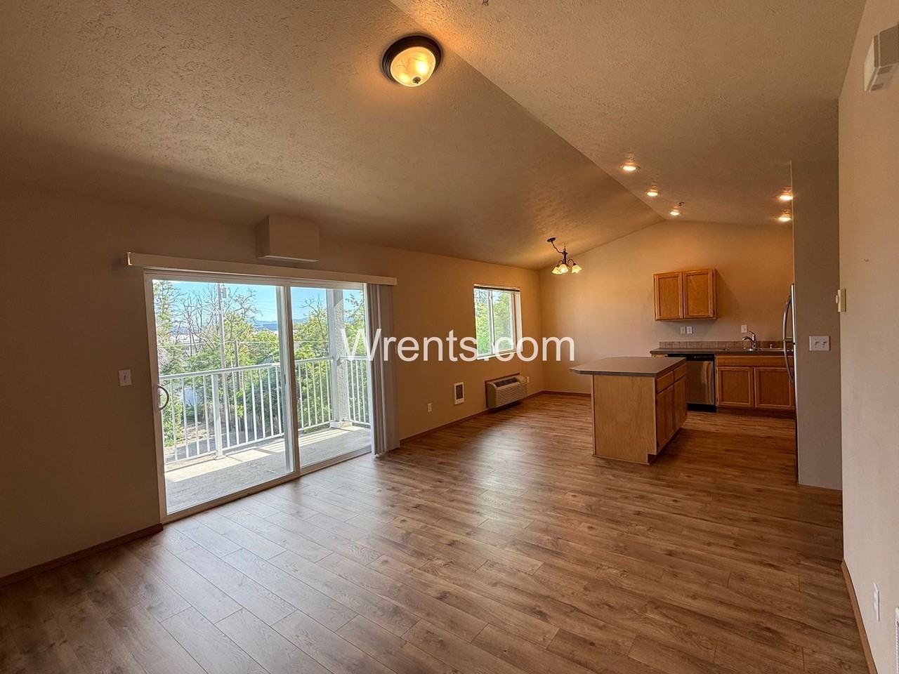 403 S Eastern Rd #304 - Photo 3 of 17
