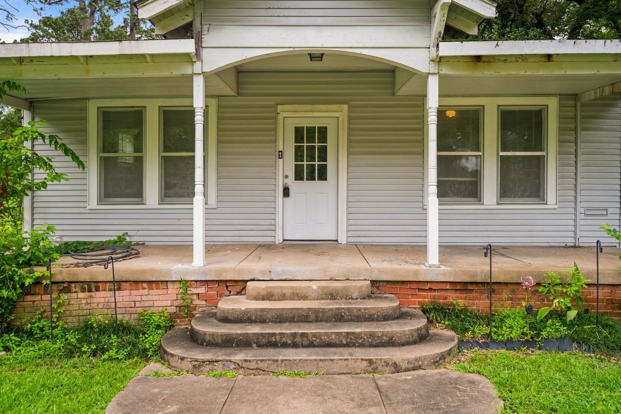 109 Claiborne St - Photo 4 of 19