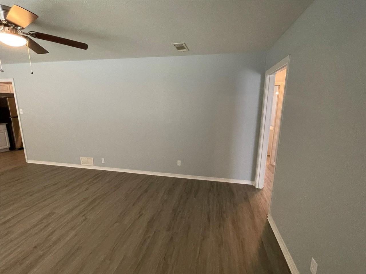5736 Aton Ave - Photo 4 of 27