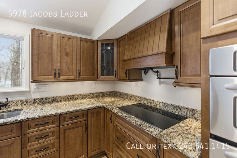 5978 Jacobs Ladder - Photo 7 of 28