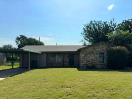 featured image of 801 Park Plaza Dr