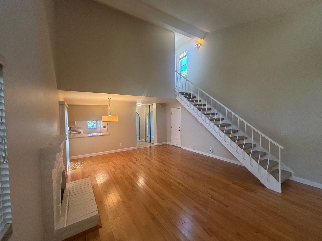 840 Adobe Dr - Photo 3 of 16