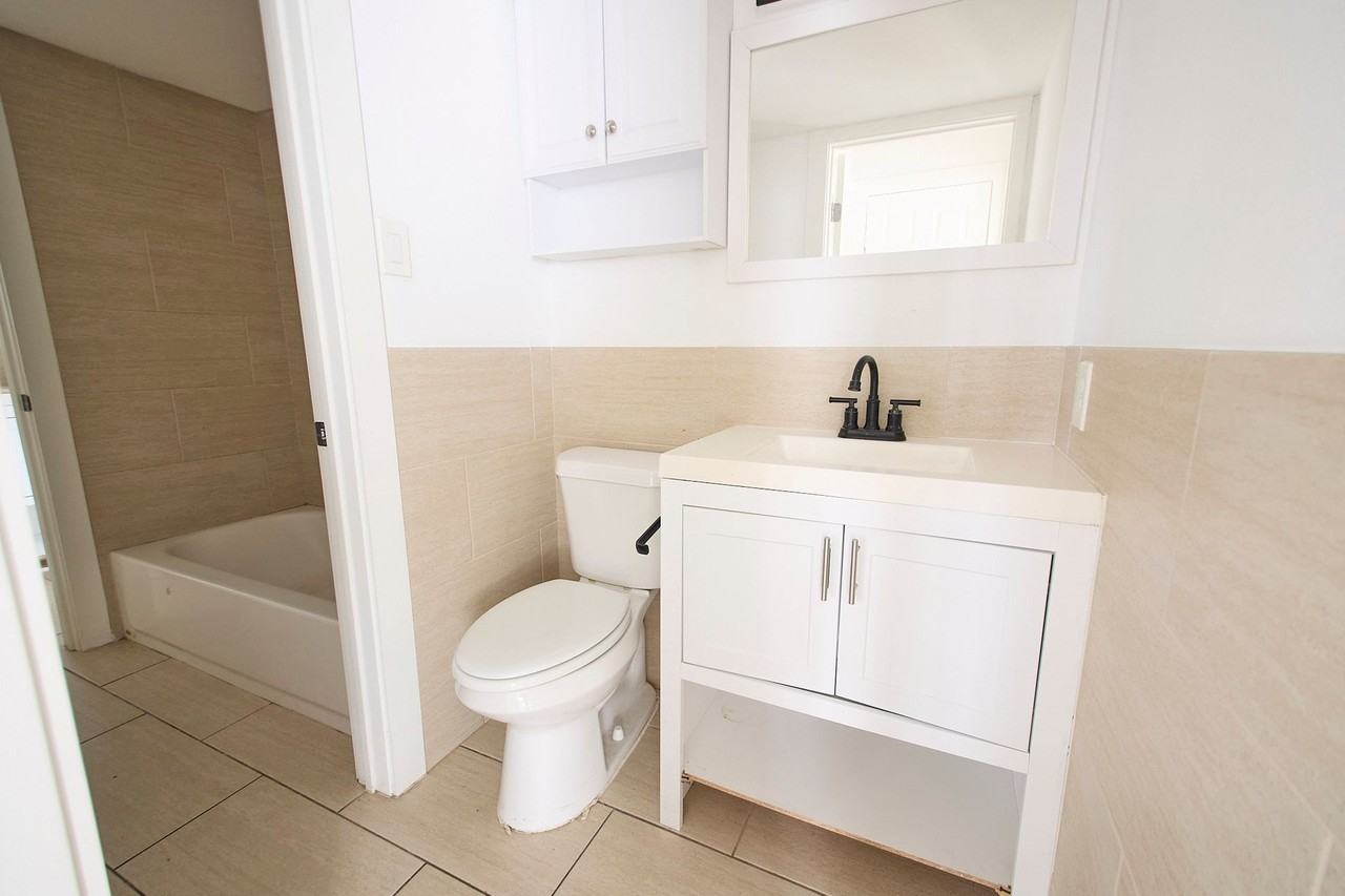 1304 Mckie Dr - Photo 6 of 10