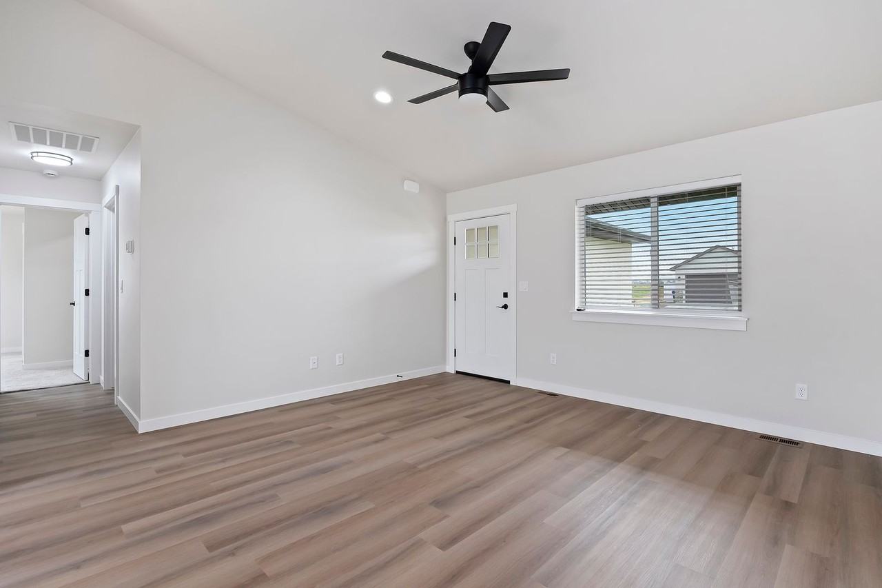 501 Hope Ave - Photo 6 of 27