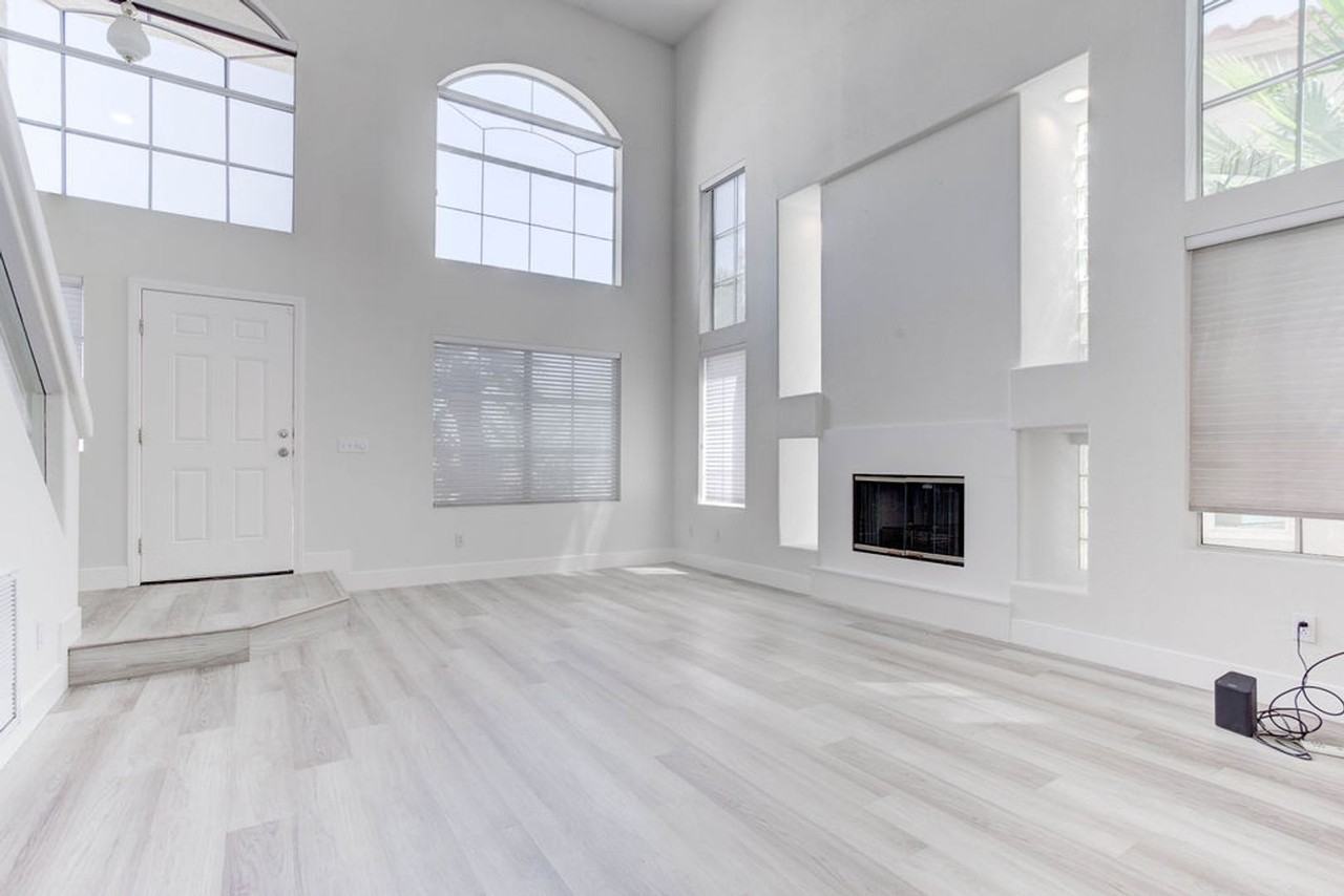 1 Rising Sun Ct - Photo 5 of 47