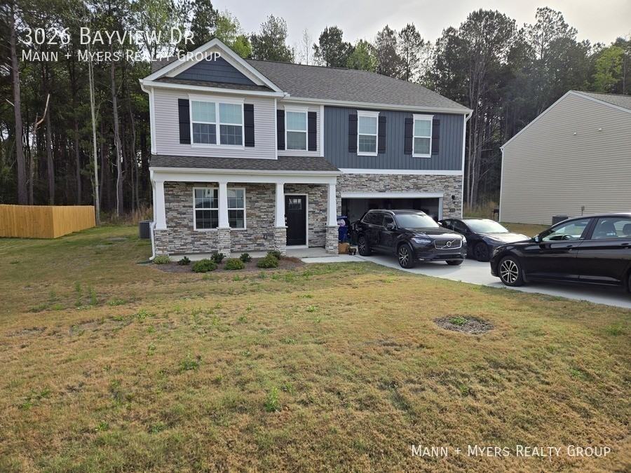 3026 Bayview Dr - Photo 2 of 40
