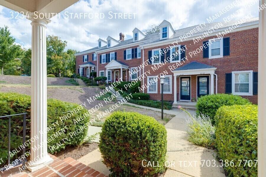 3234 S Stafford St - Photo 3 of 32