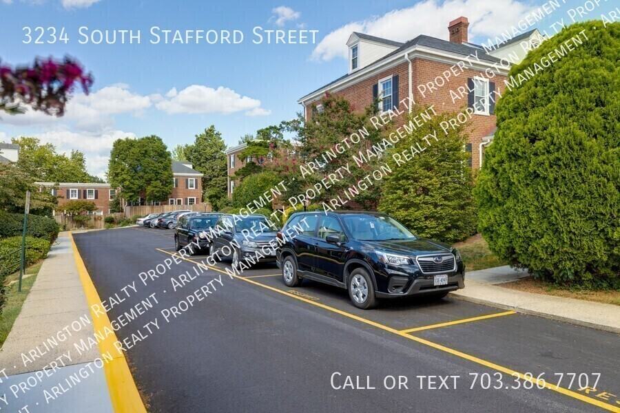 3234 S Stafford St - Photo 4 of 32