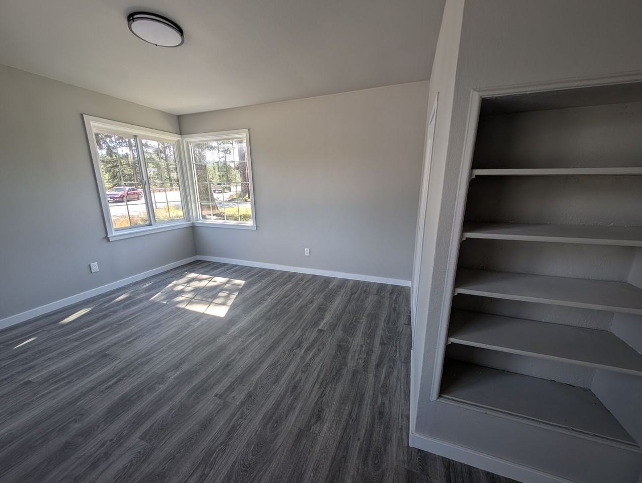 518 S Scott Ave - Photo 5 of 18