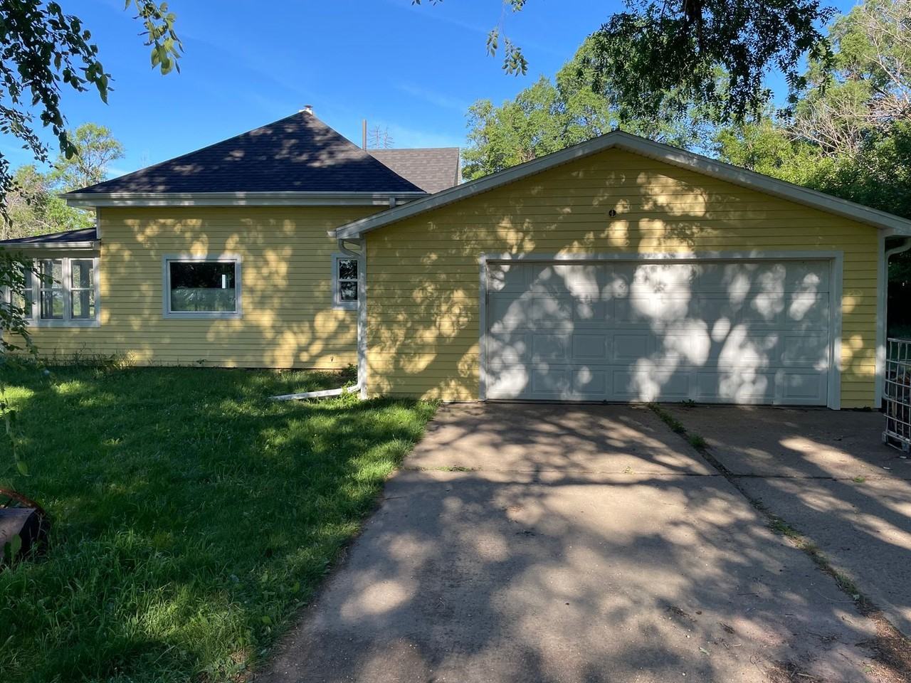 28154 468th Ave - Photo 2 of 27