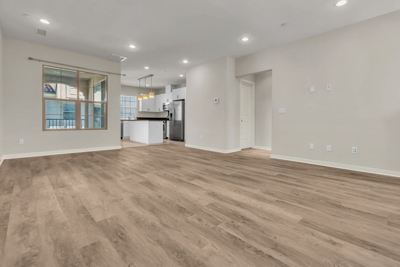 71 Tallowood - Photo 6 of 34