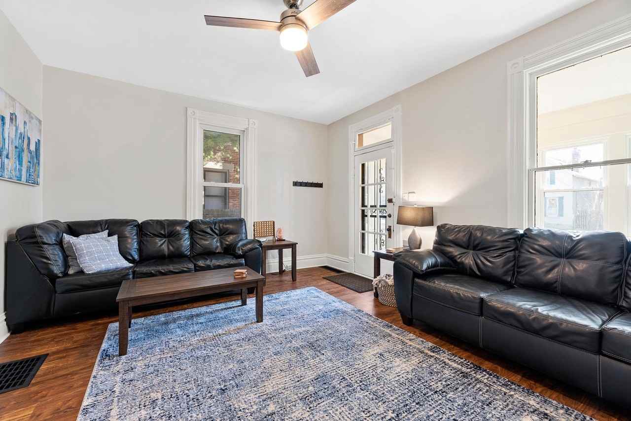 374 E Whittier St #374 - Photo 4 of 50