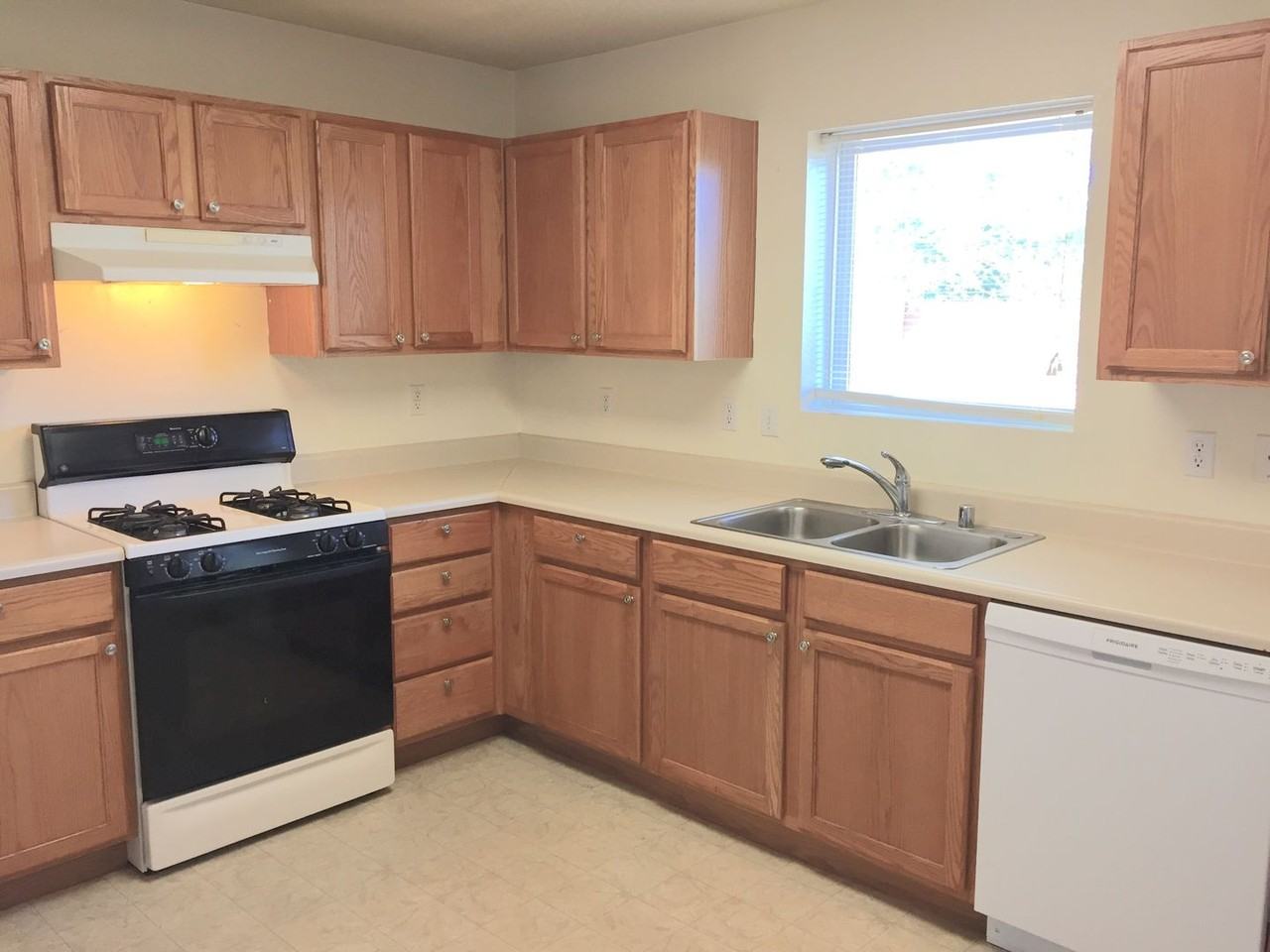 5609 Crown Ridge Rd Nw - Photo 3 of 29