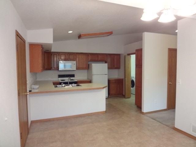1618 Northbrook Dr #1 - Photo 5 of 21