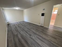 featured image of 365 W Doran St