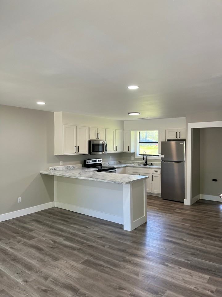 951-973 Shannon Drive - Photo 2 of 23