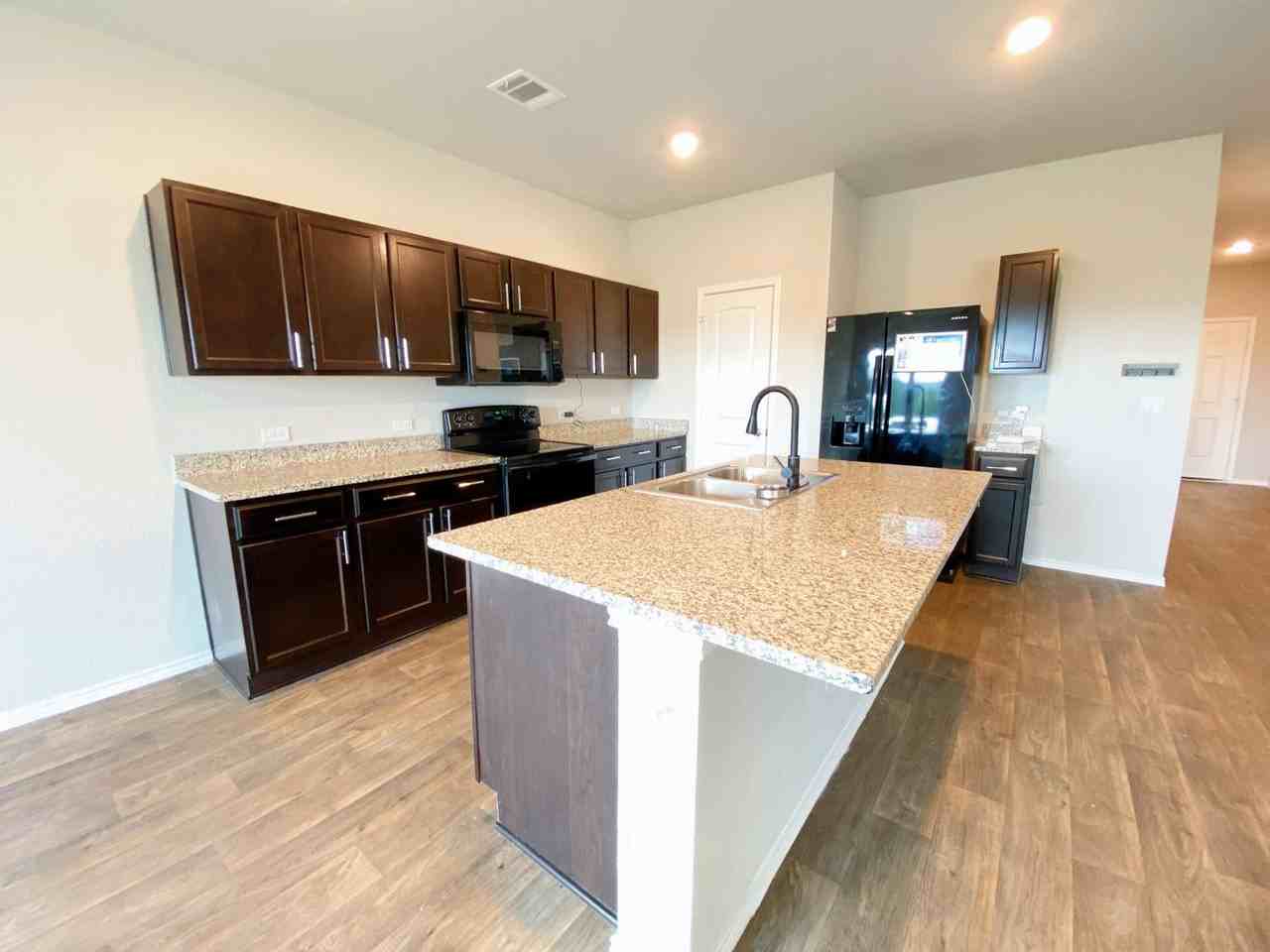 15016 Upland Willow Rd - Photo 6 of 32