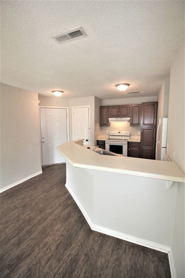 2704 Lantern Walk Se #G - Photo 6 of 12