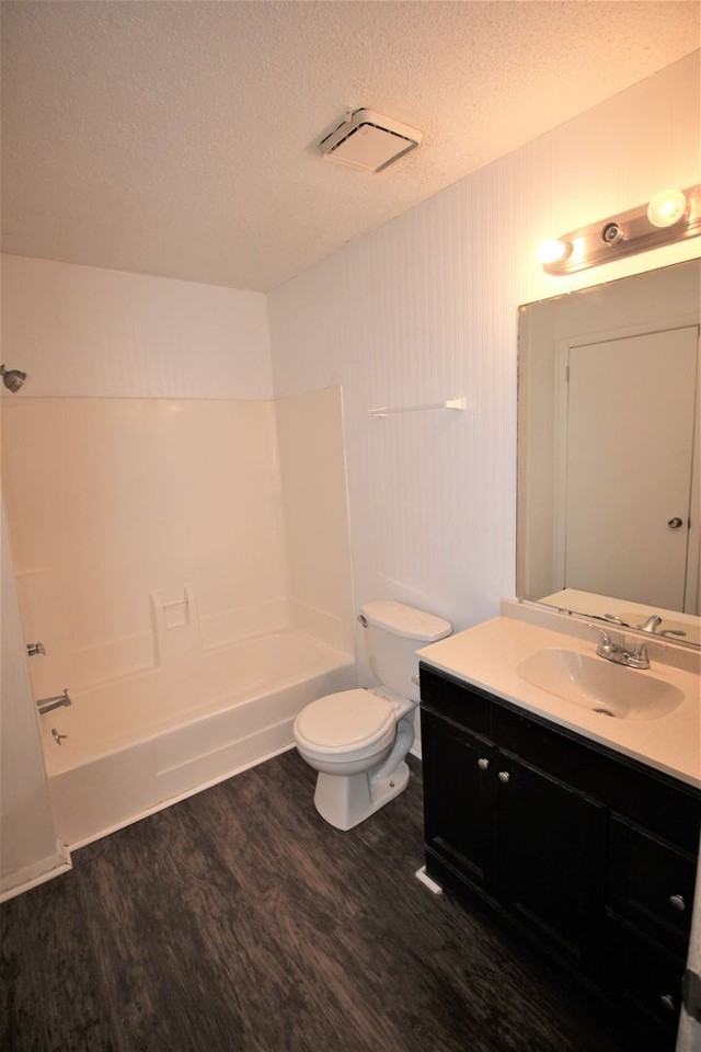 2704 Lantern Walk Se #G - Photo 7 of 12