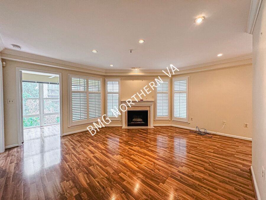 5565 Seminary Rd #404 - Photo 2 of 31