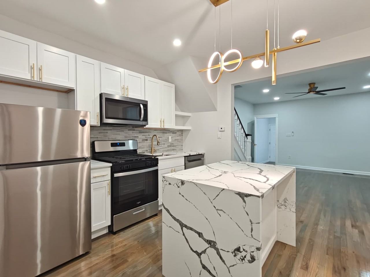5721 Broomall St - Photo 5 of 14