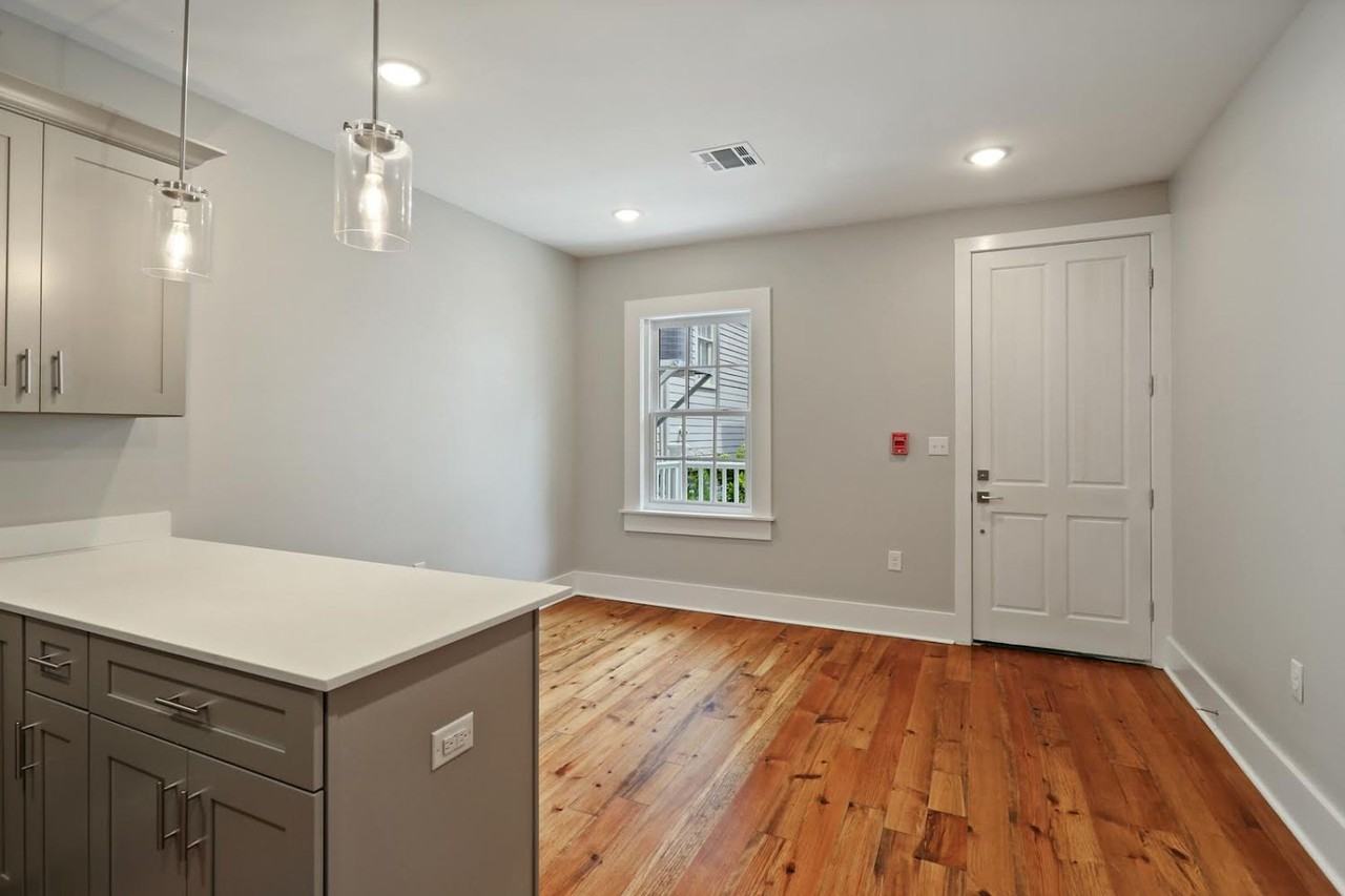 2617 Carondelet St #2619 - Photo 5 of 8