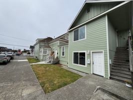 featured image of 204 204 W. Del Norte ST units A-D