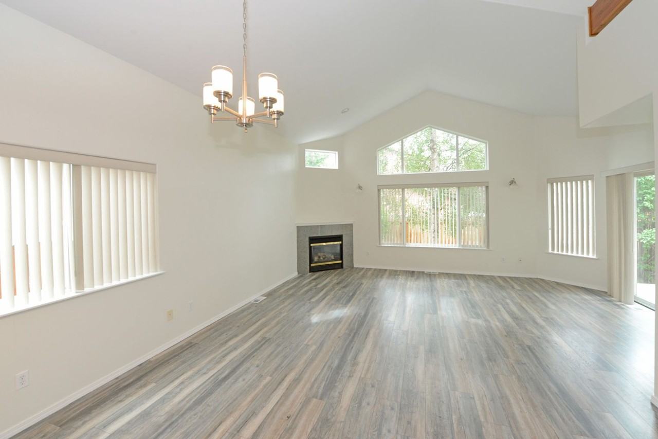 264 Dailey Ave #15 - Photo 3 of 23