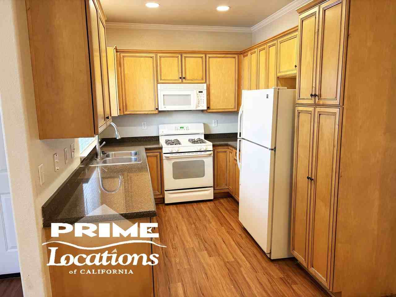 656 Shasta Oaks Cir - Photo 4 of 5