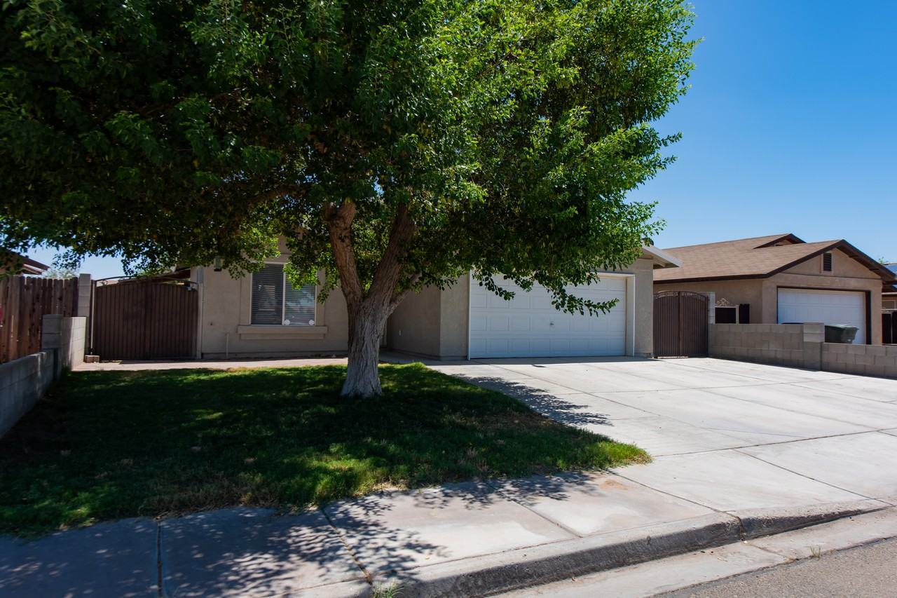8845 E 38th Pl - Photo 4 of 28