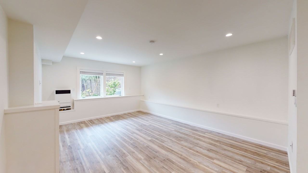 1462 32nd Ave - Photo 7 of 13