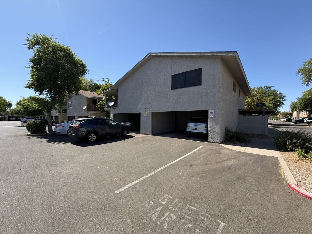 8562 E Roosevelt St - Photo 2 of 27