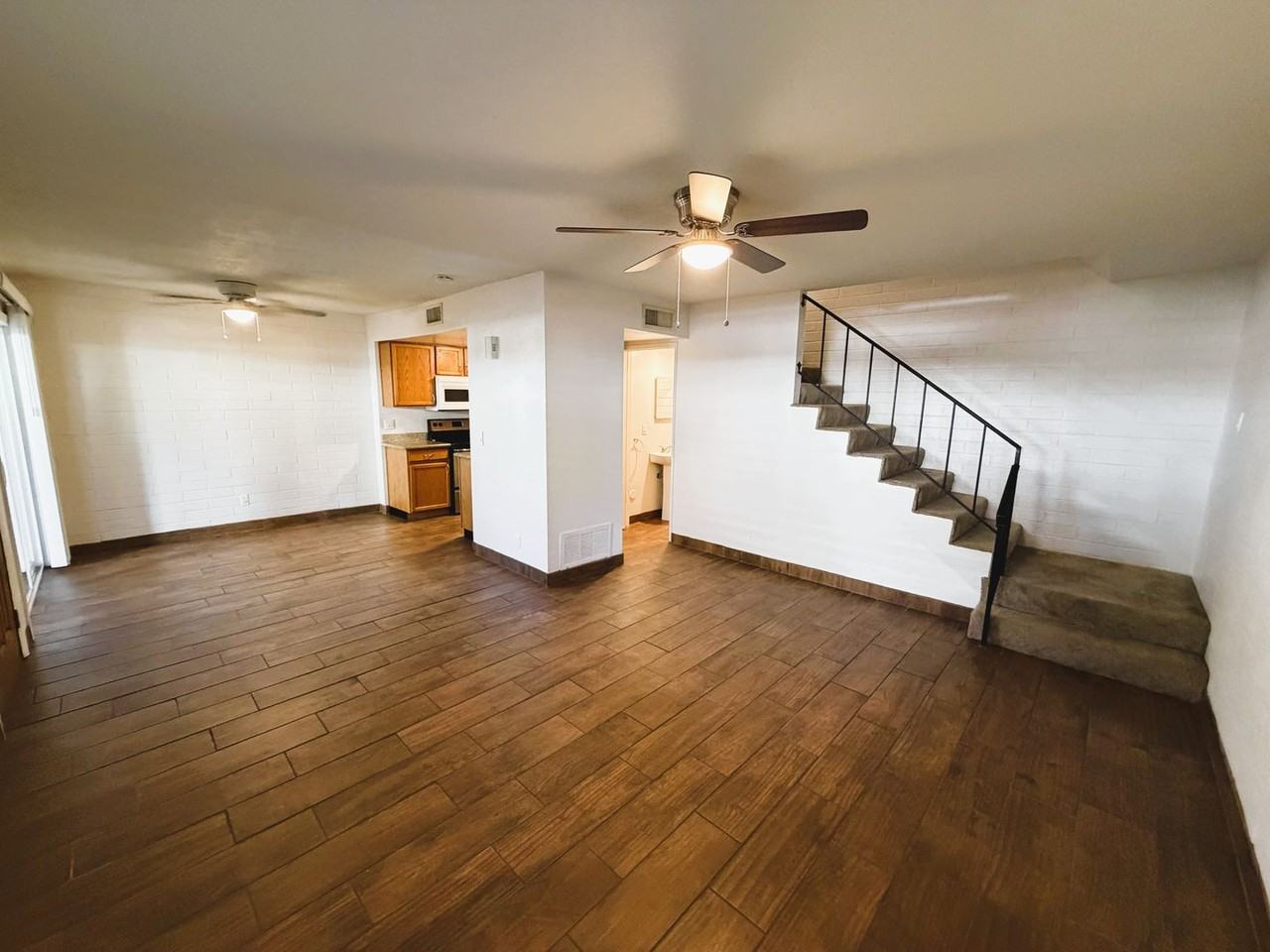 8562 E Roosevelt St - Photo 3 of 27