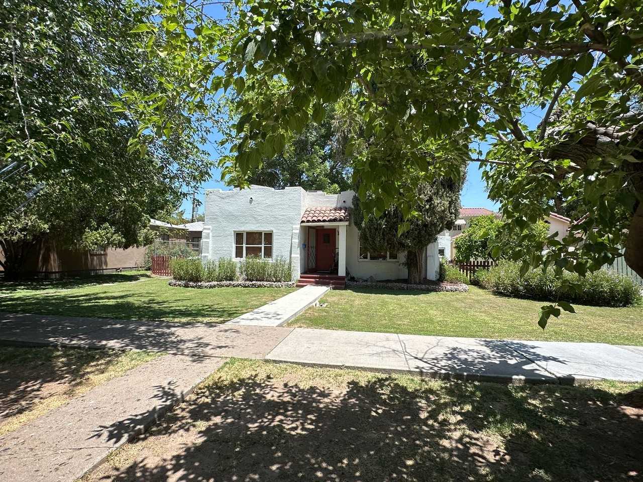 1115 S Maple Ave - Photo 5 of 34