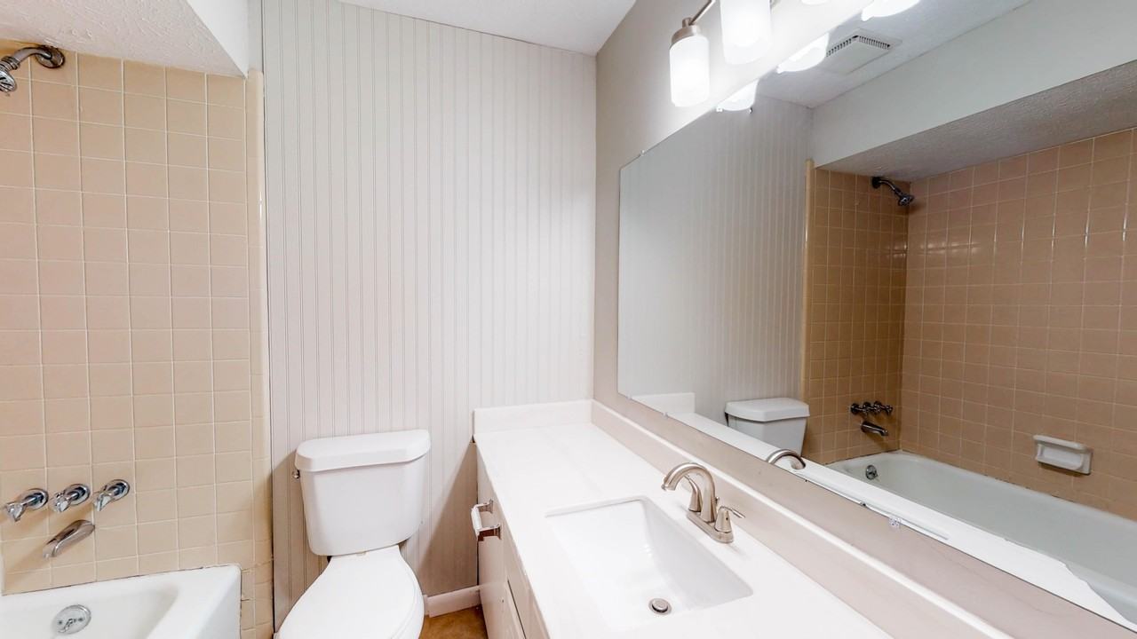 3993 N Shelby Ln - Photo 5 of 8