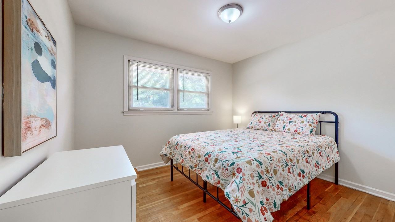 6219 Lance Ln - Photo 4 of 12