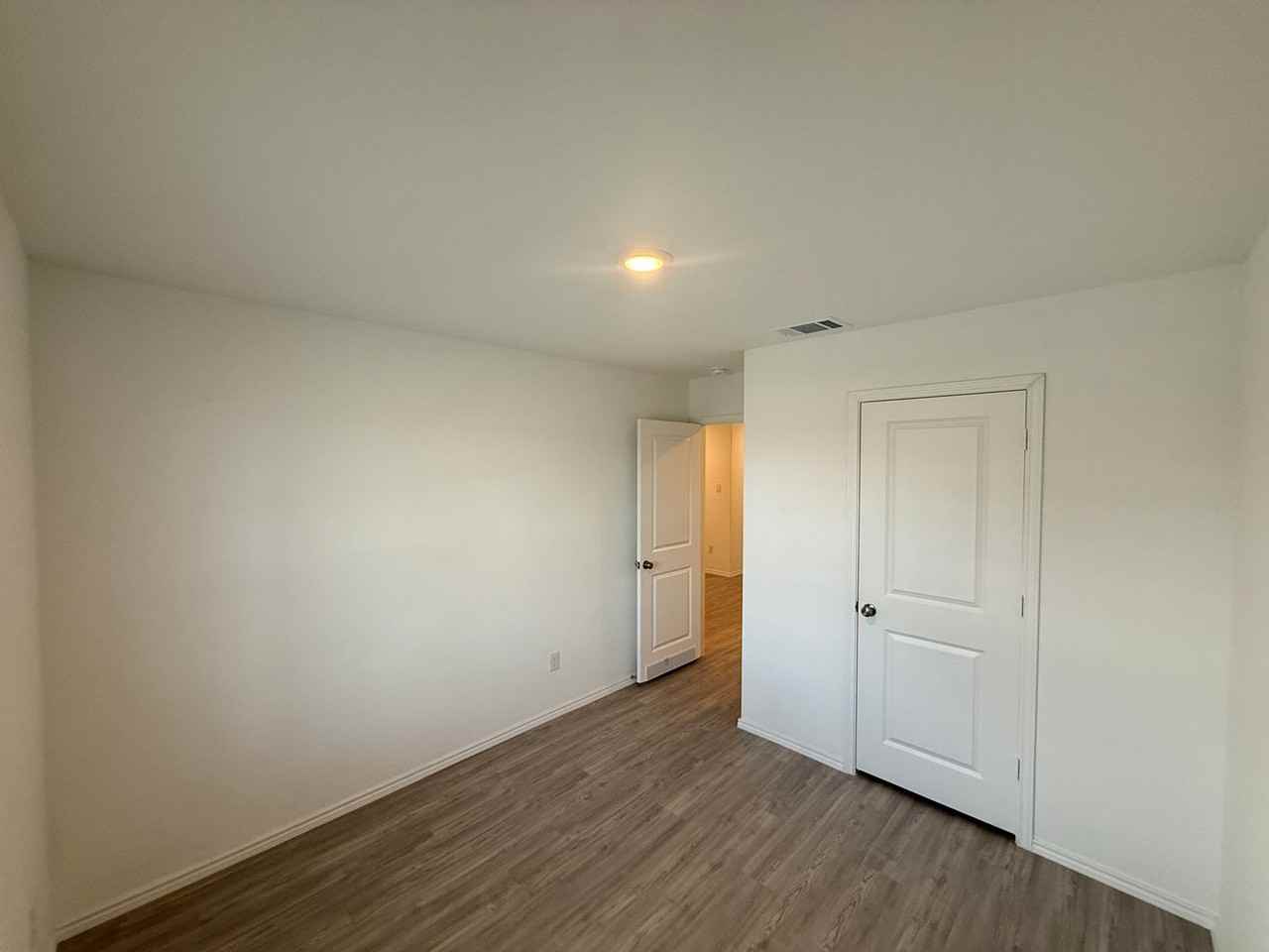 5750 Companion Loop - Photo 3 of 21