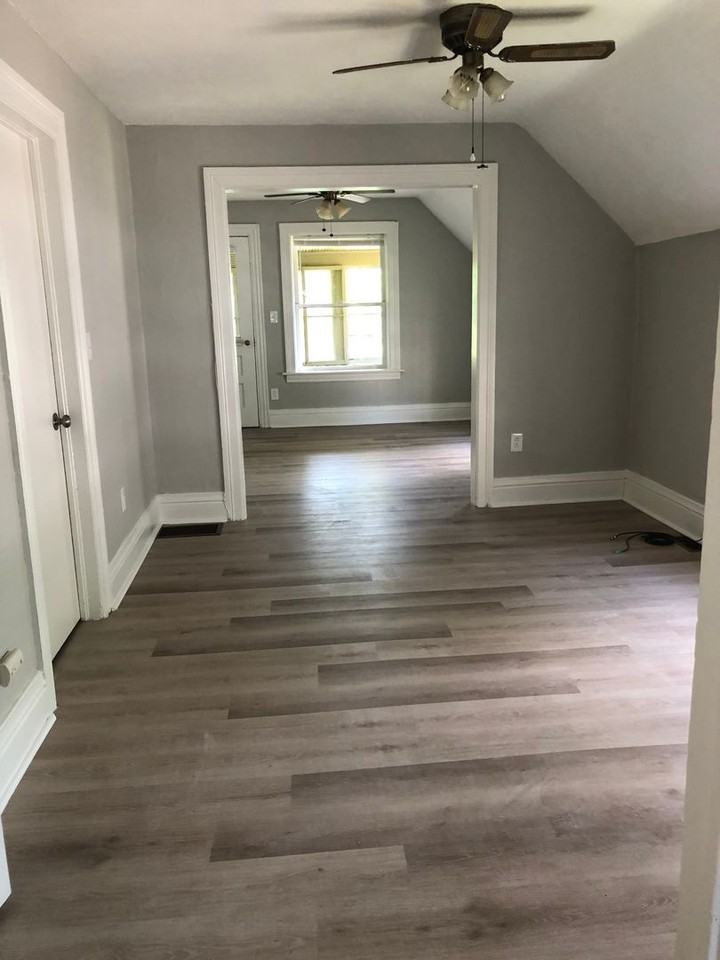5064 Saint Paul Blvd - Photo 6 of 20
