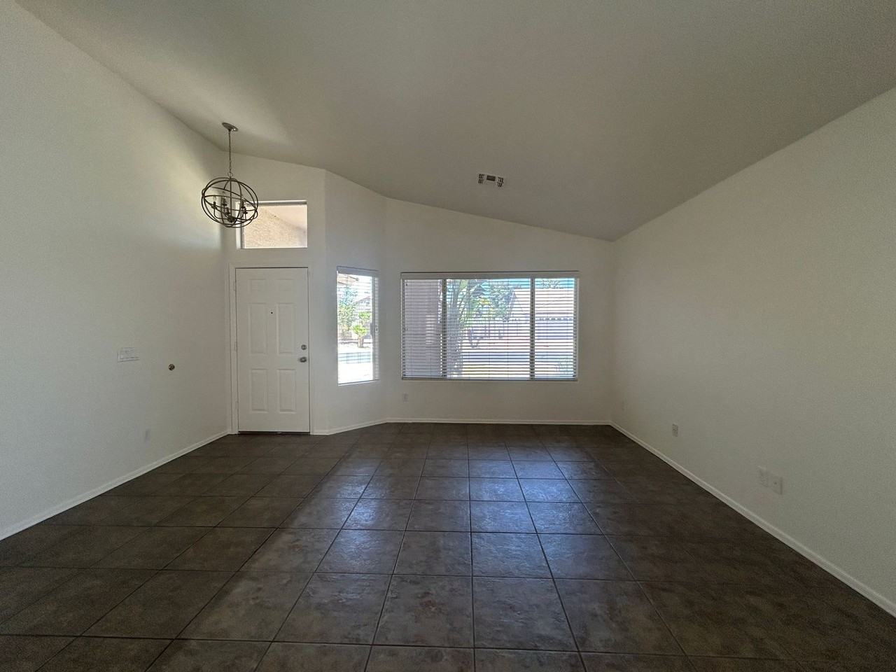 3861 E Redfield Ct - Photo 4 of 33