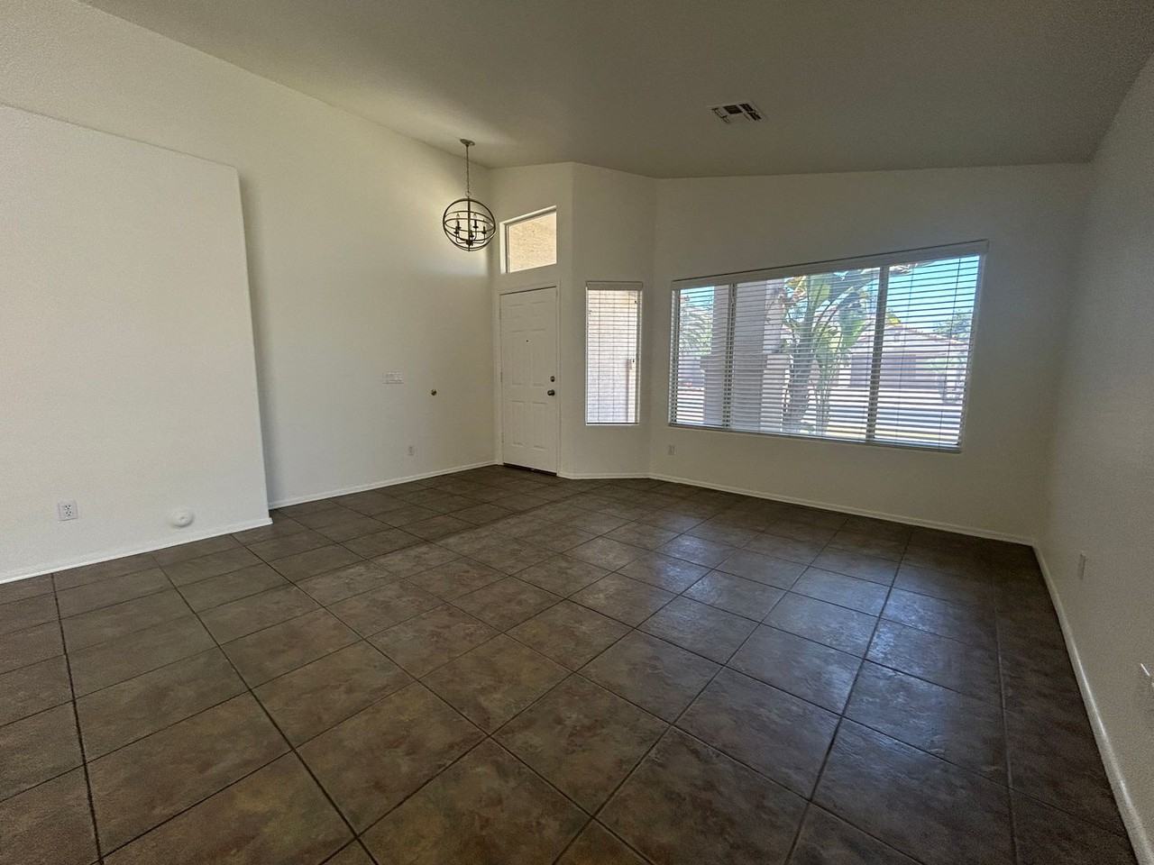 3861 E Redfield Ct - Photo 5 of 33