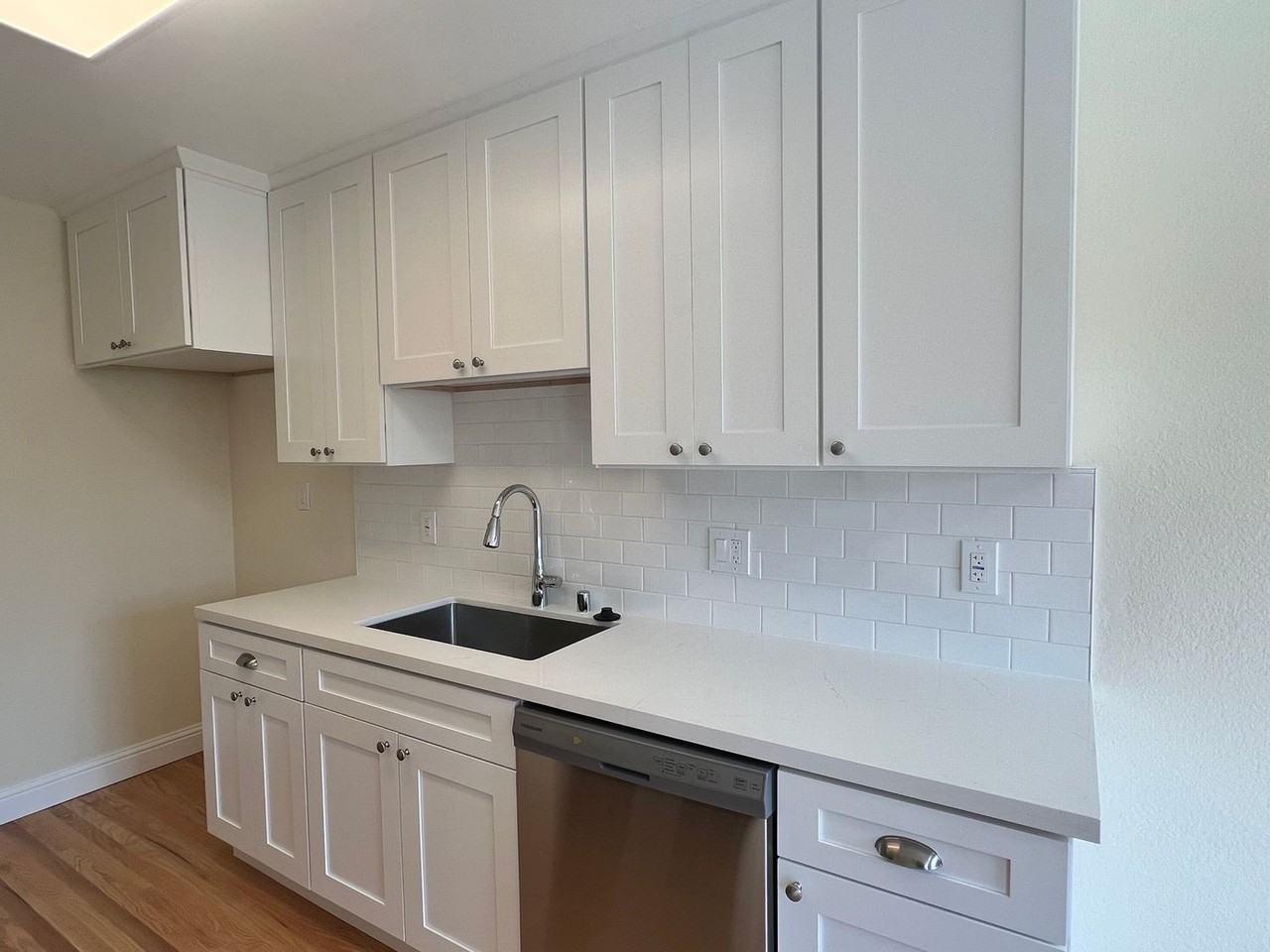 8096 Juniper Ave - Photo 5 of 12