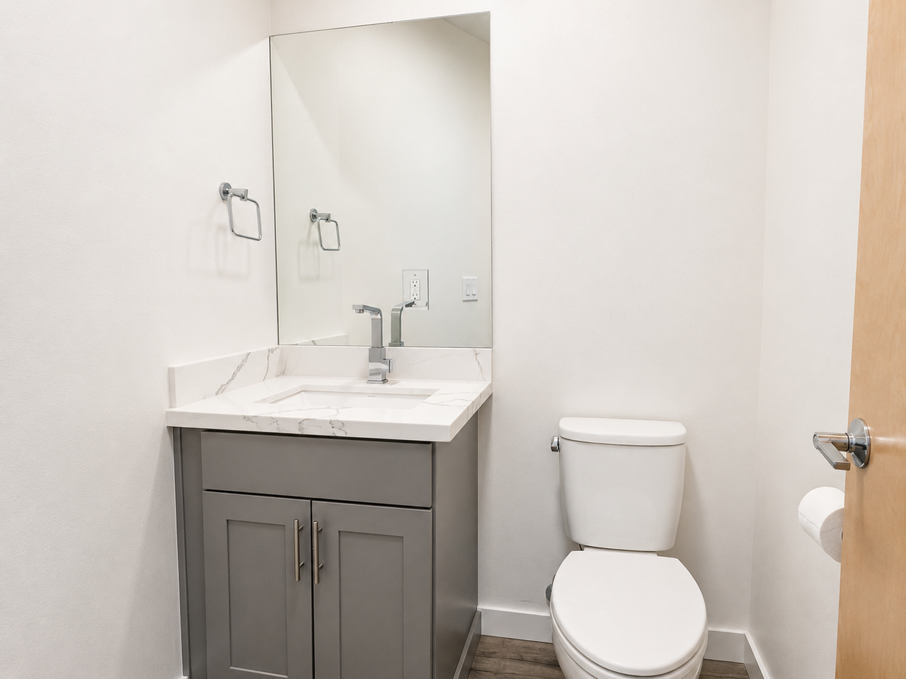 4505 23rd Ave Sw - Photo 5 of 11